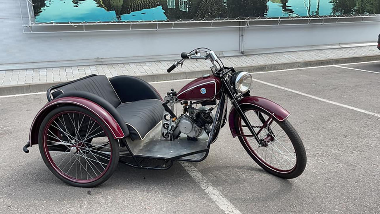 В Україні відновили унікальний трицикл виробництва Київського Мотозаводу